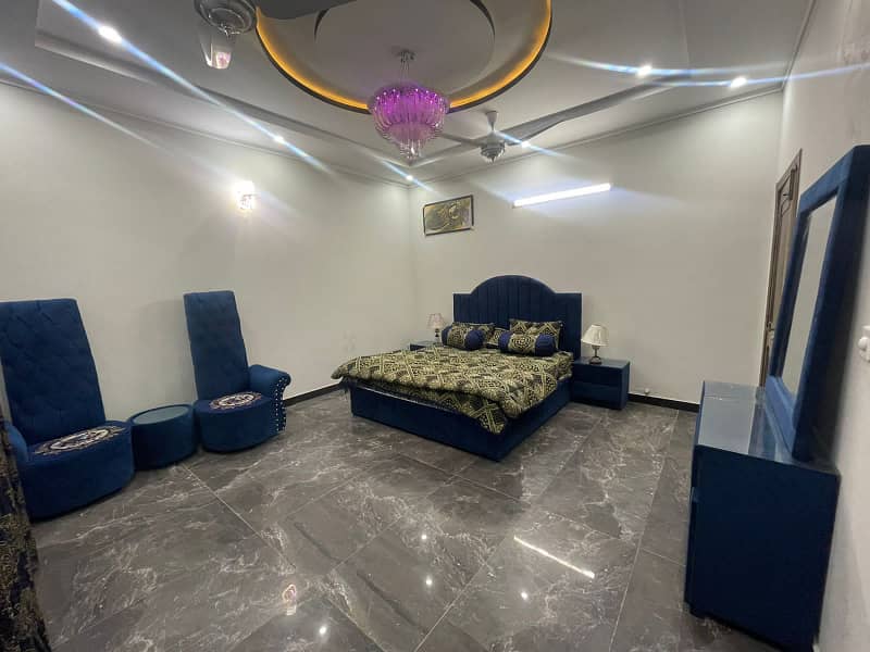 10 Marla FULLY FURNISHED House AVAILBLE FOR RENT BAHRIA TOWN PHASE 8 RAWALPINDI 3