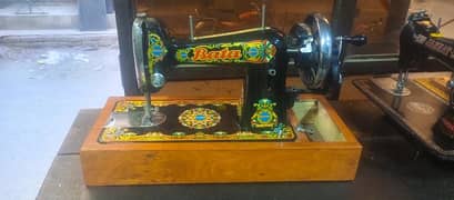 OLD SEWING MACHINES FOR SALE ONLY in Lahore