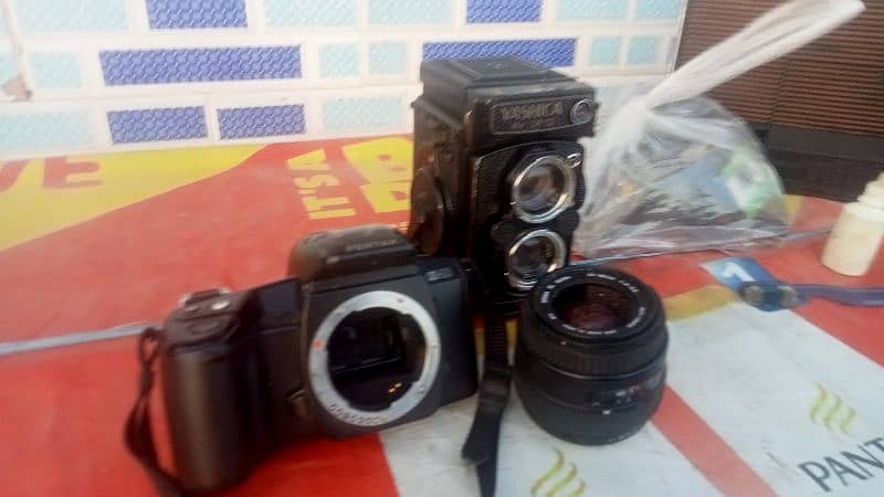 Vintage cameras 17