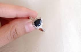 Stylish drop stone ring