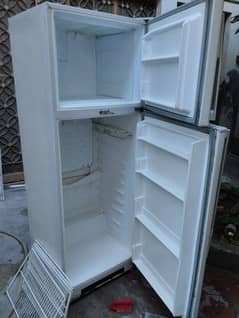 used Dawlence refrigerator for sale