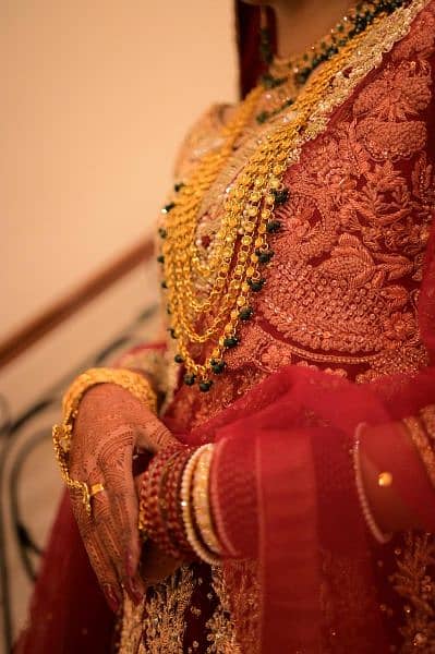 new bridal lehnga for sale wore only once for two hours 3