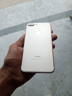 iPhone 7 Plus h 10/10 condition back camara blur h