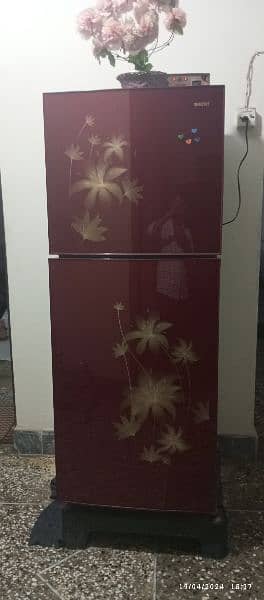 orient refrigerator red colour 3
