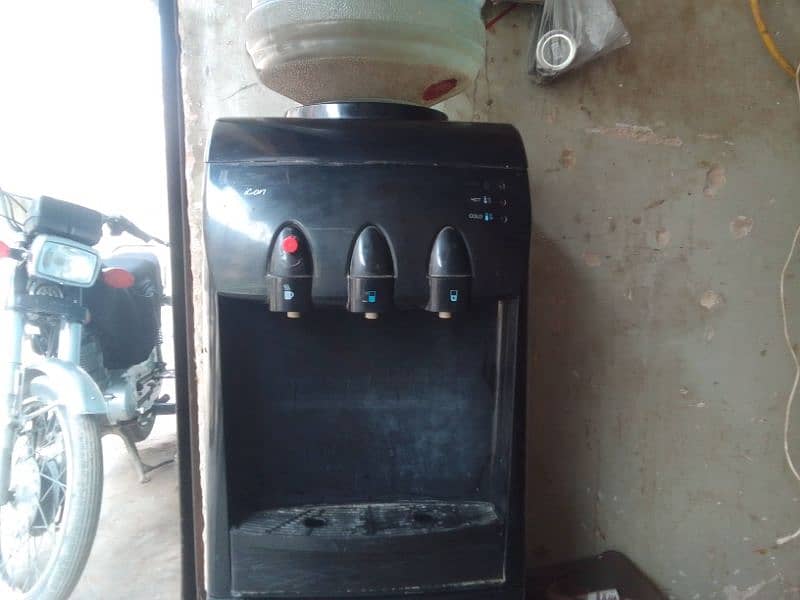 water dispenser ok koi Kam ni hay lo or cahlao 2