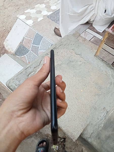 oppo a 16e hai condition 10/9 hai 4 64 only serious buyers 3