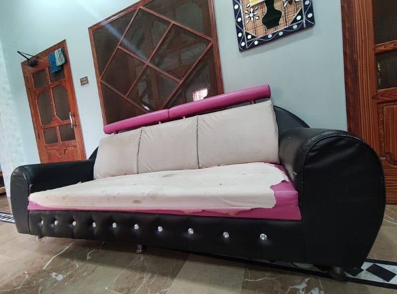 7 Seater Sofa Set For Sell 2