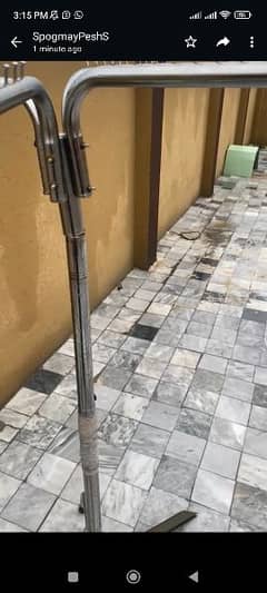 iron stand good condition