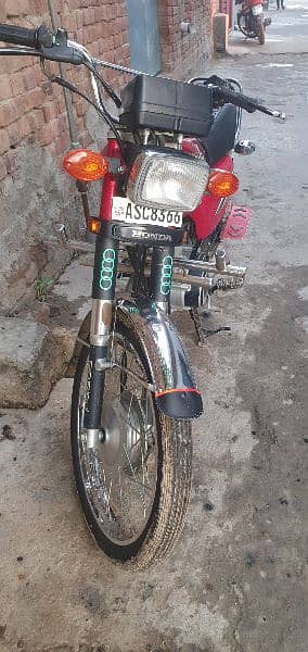 Honda 125 Red Color For sale 3