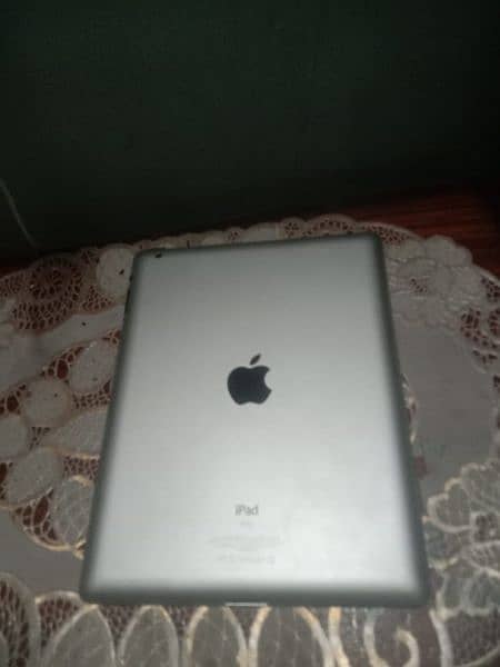 I am selling iPad with new condition 3