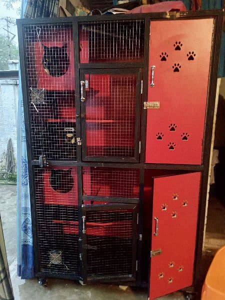 cats wooden cage ten by ten condition 4