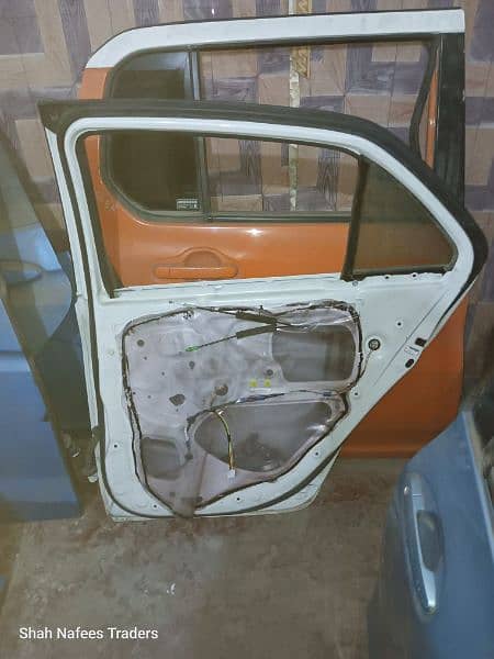 Toyota Belta Door Set - Toyota Belta All Doors - Belta Door Parts 10