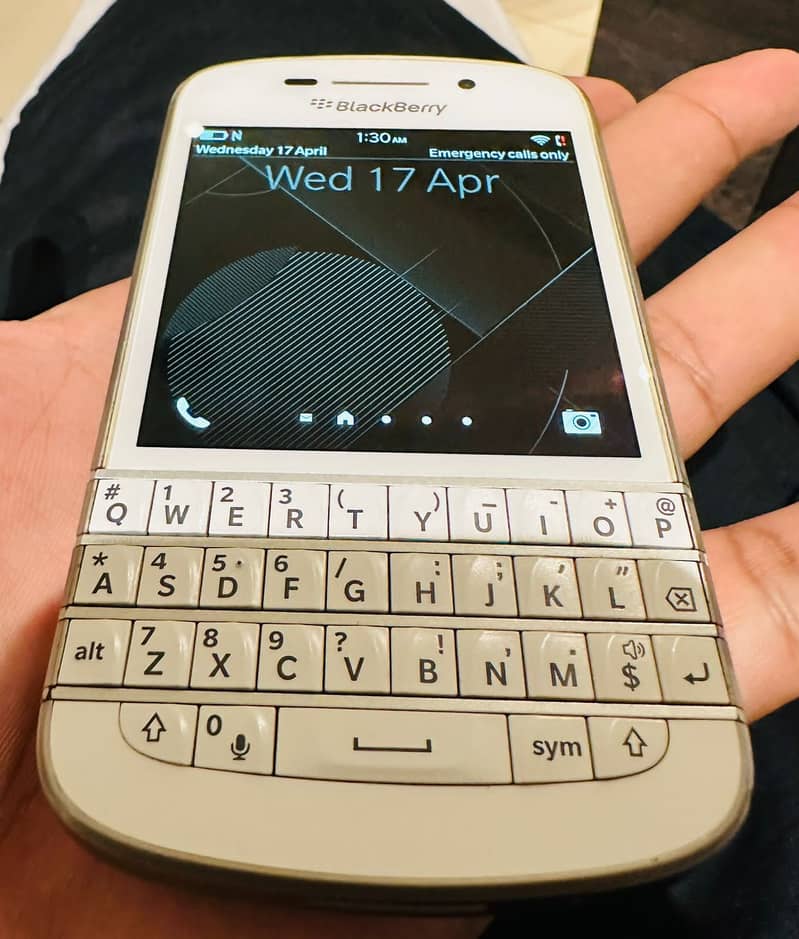 BlackBerry Q10 3
