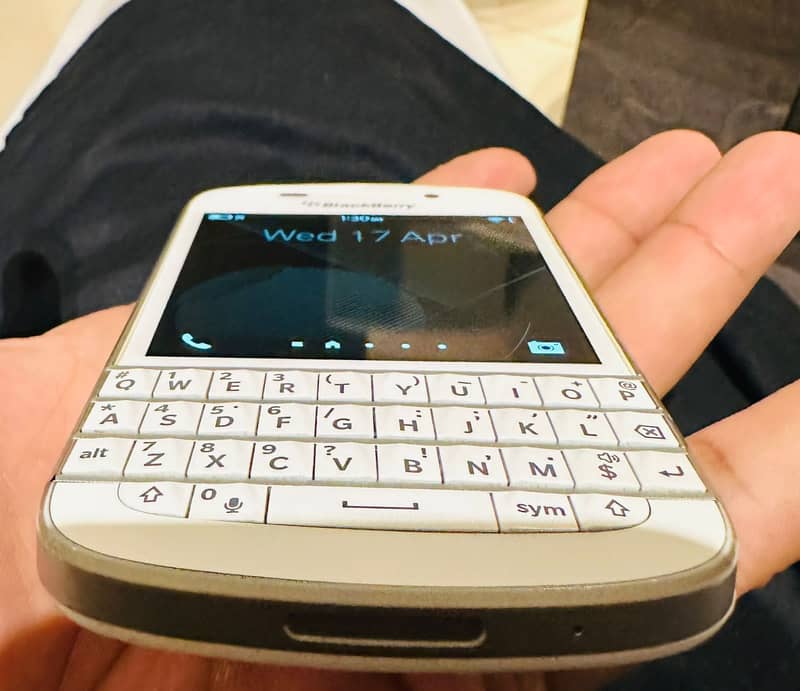 BlackBerry Q10 4