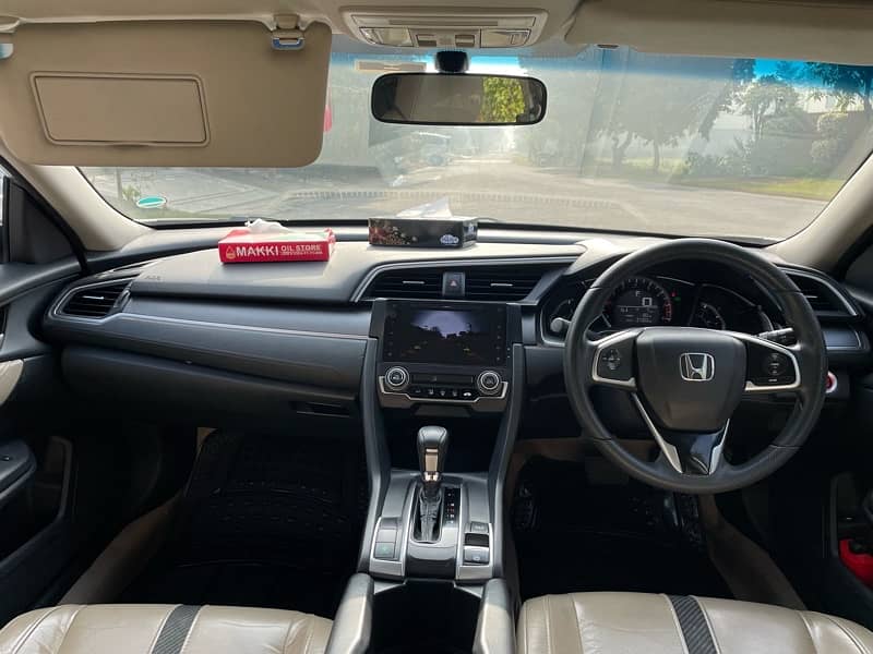 Honda Civic 2018 Full option 5