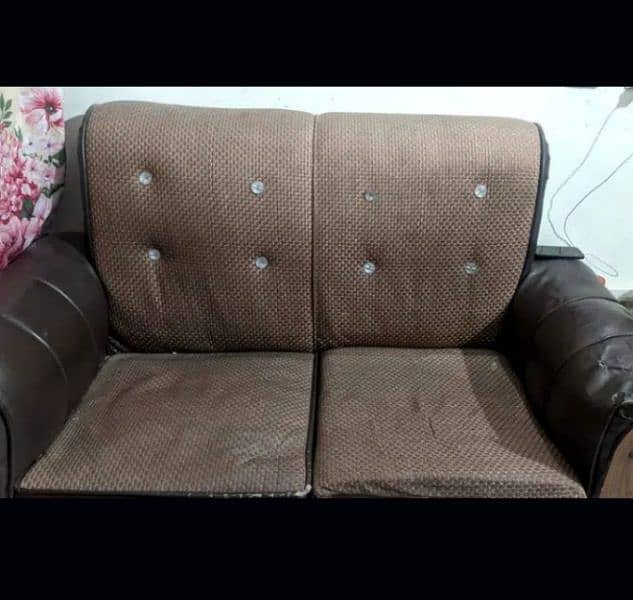 sofa in good condition solid wood 2