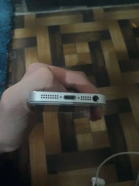 IPHONE 5S 10BY10 CONDITION 4