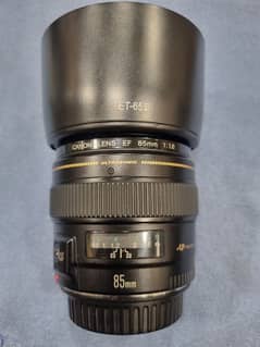 Canon 85mm  F1.8 USM EF Lens With hood