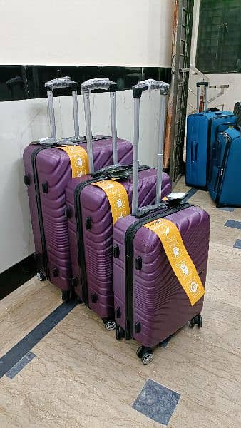 Luggage bags/ travel suitcases/ trolley bags/ travel trolley/ attachi 15