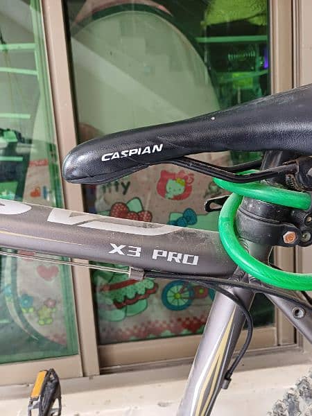 almunium bicycle Caspian x3 pro good condition 10/10 2