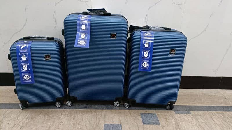 Luggage bags/ travel suitcases/ trolley bags/ travel trolley/ attachi 8