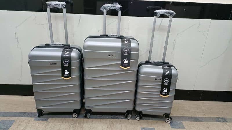 Luggage bags/ travel suitcases/ trolley bags/ travel trolley/ attachi 12