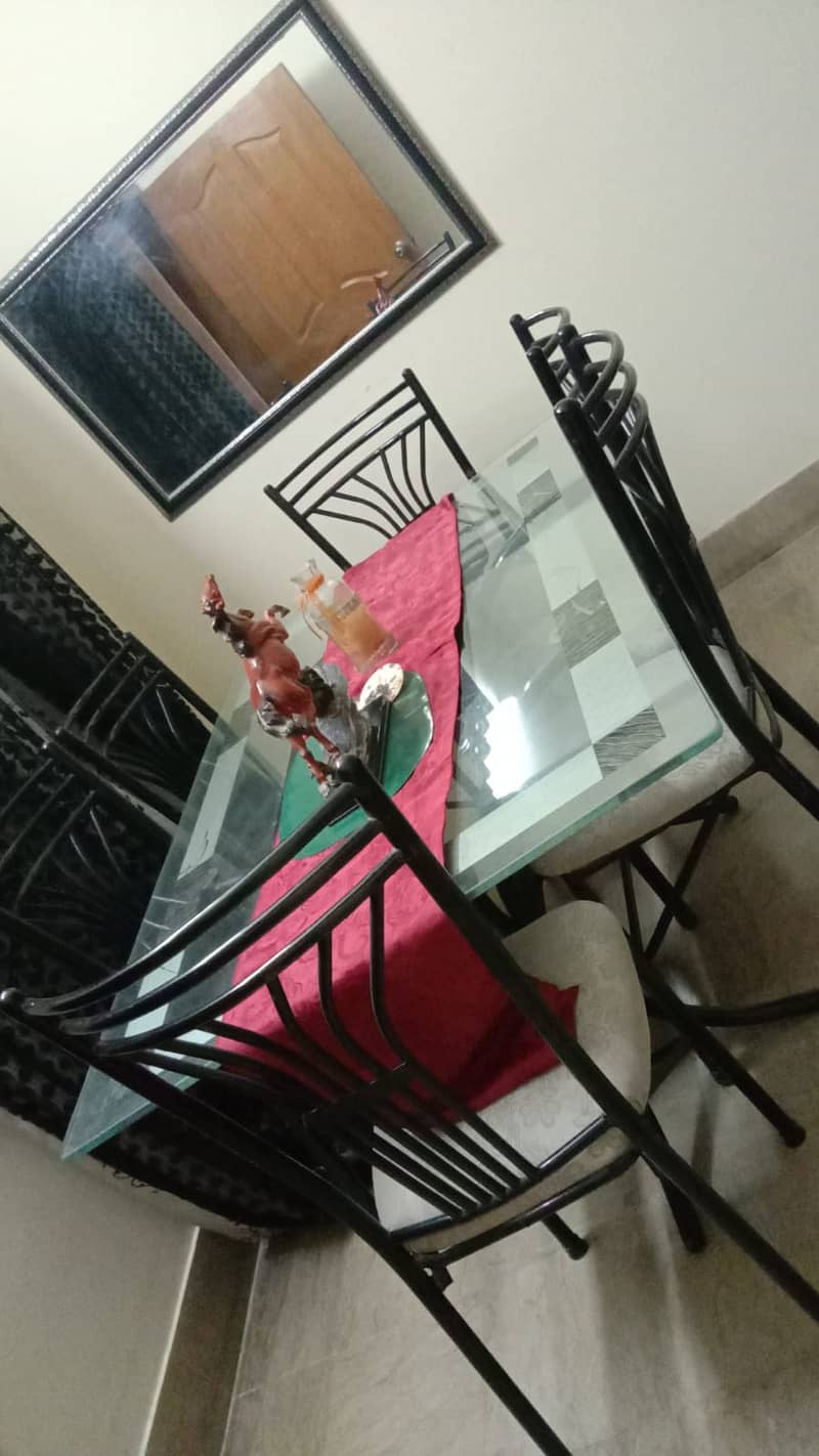 Slightly used sofa and dining table on urjent sale! 2