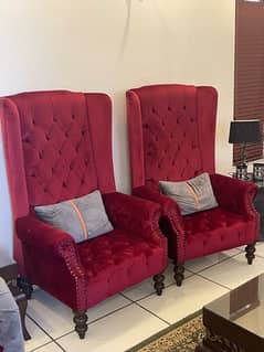 beautiful chairs slighltly used for sale in good condition