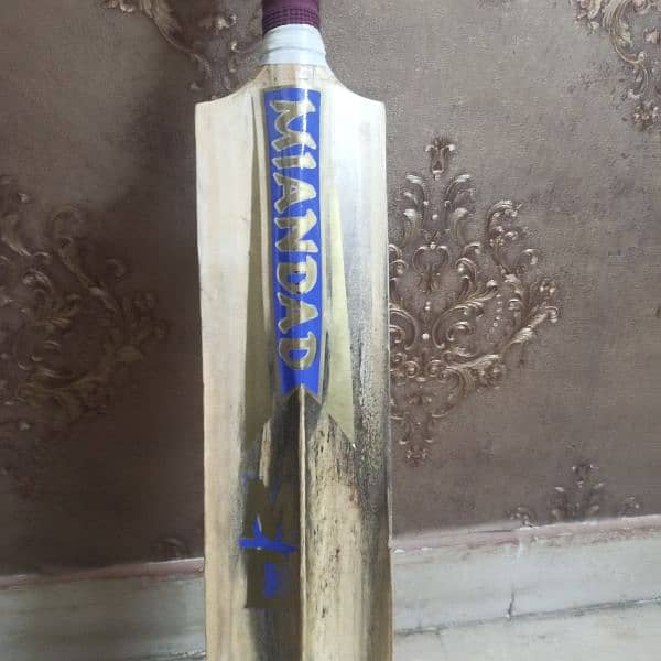 miandad bat only one week used condition 9/10 1