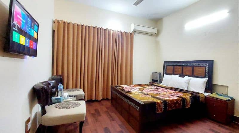 Room available for rent daily and weekly basis f. 10/4 Islamabad 1