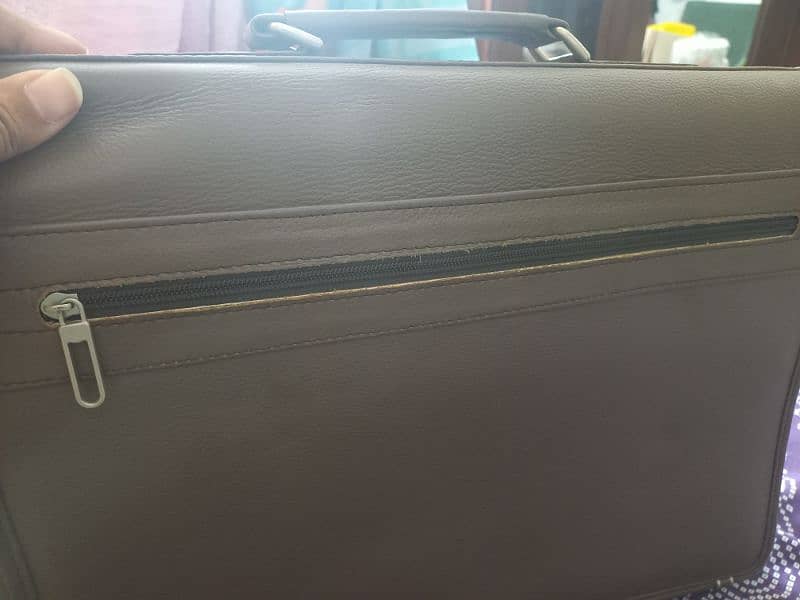 original DINER leather laptop/office bag. 5