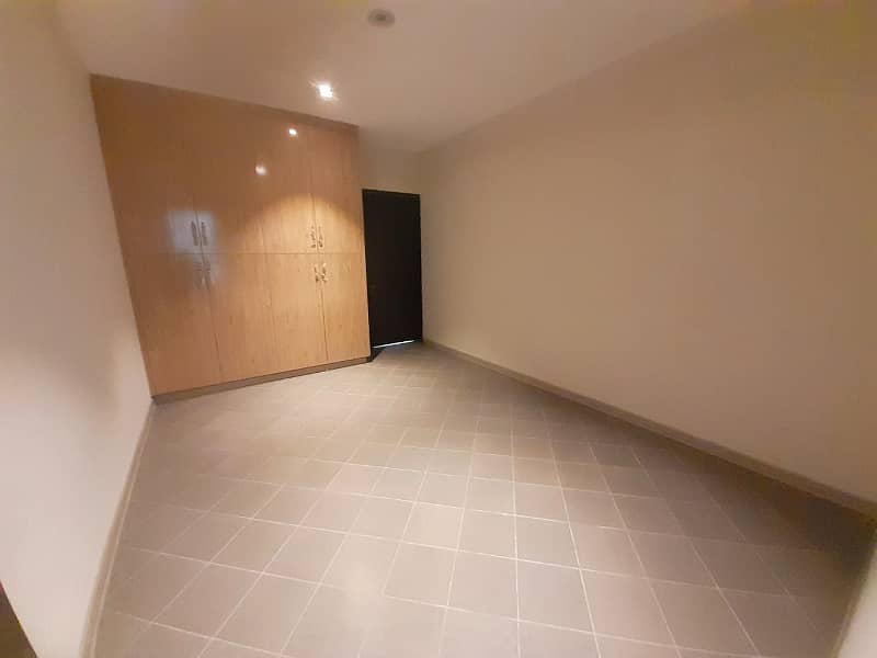 Kanal House Rent In DHA Phase 4-AA 18