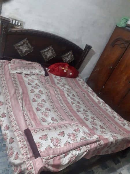 Bed with spring mattress in cheap price 3