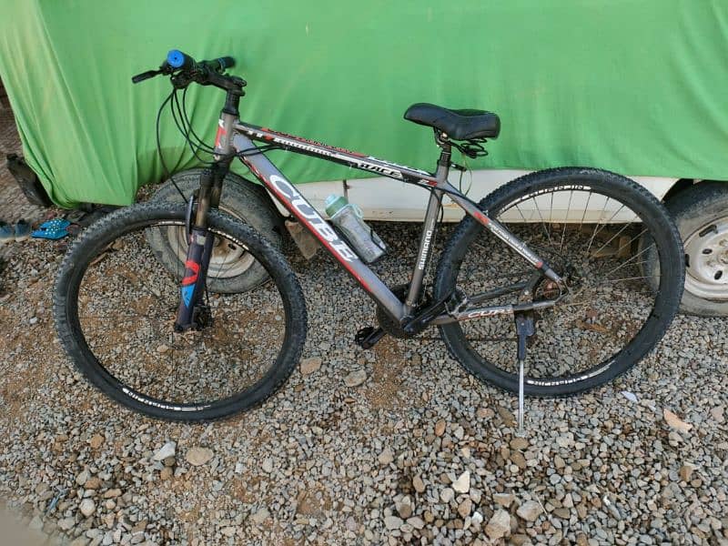 Cube Shimano bicycle urgent sell 3