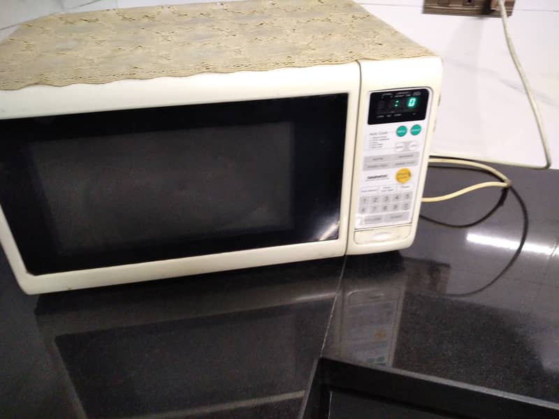Daewoo Microwave Oven 0