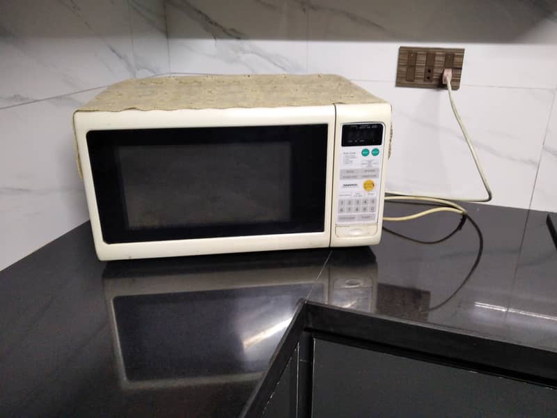 Daewoo Microwave Oven 5