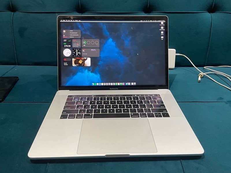 MacBook Pro 15 inch 2018 2