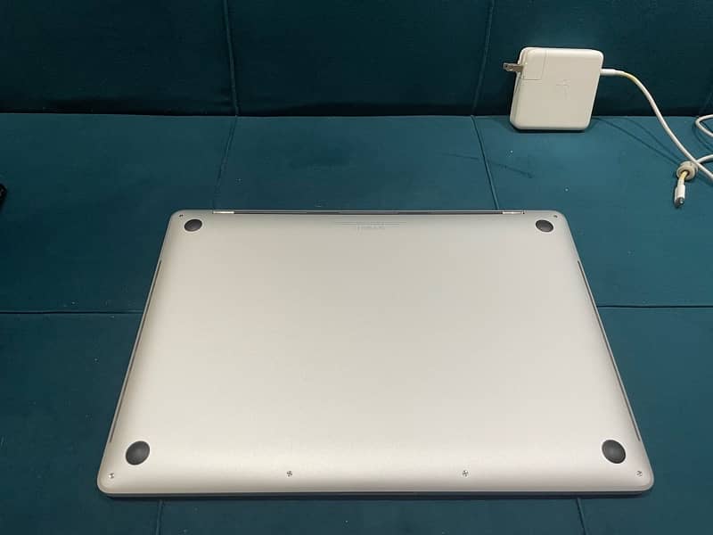 MacBook Pro 15 inch 2018 7