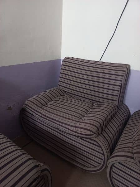 Sell 7 Seater sofa set 3