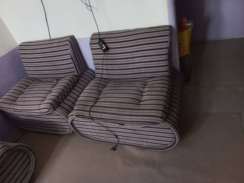 Sell 7 Seater sofa set 5