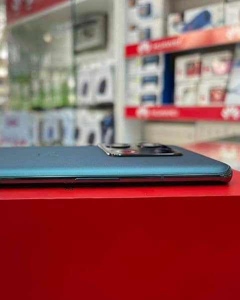 One plus 10 pro 12/256gb with full box for sale 1