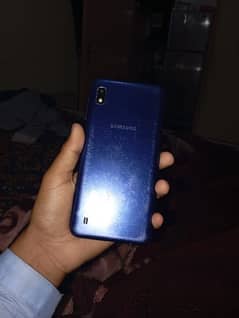 Samsung galaxy A10 condition 10/8 screen wash crack 0