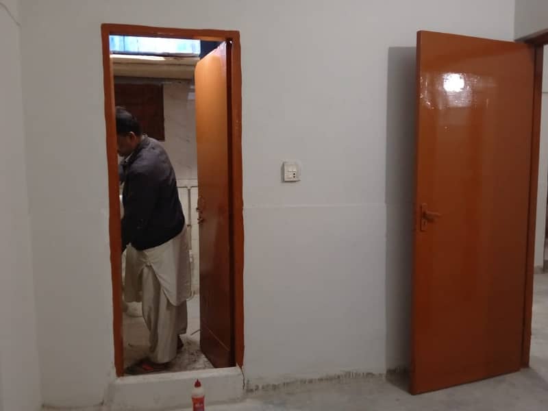 Avail Yourself A Great 850 Square Feet Flat In Gulistan-E-Jauhar Block 19 11