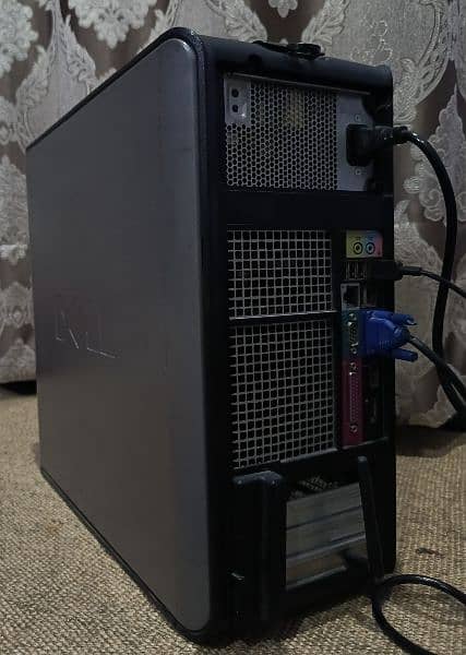 Intel Core 2 Duo Desktop with 3GB RAM and 64-bit System" 4