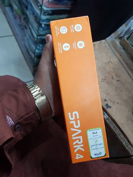 tecno spark4 with box new condition duel sim 9