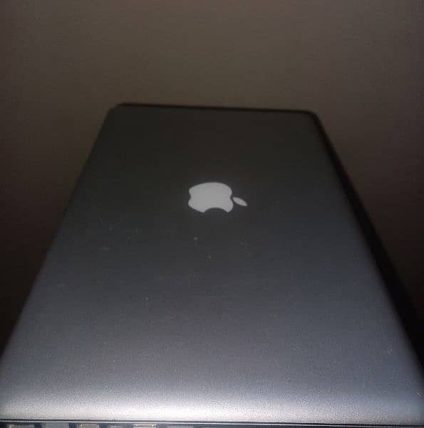 "For sale: MacBook Pro 2012 with 256GB SSD and 8GB RAM. 8