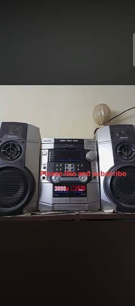 Samsung speakers 360 and three CD changer 1