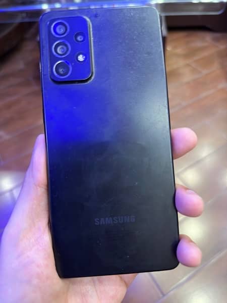 Samsung Galaxy A72 0