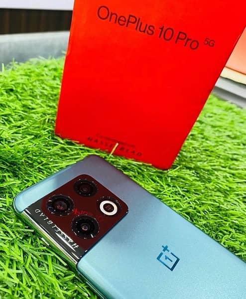 OnePlus 10 Pro smartphone 5G 1