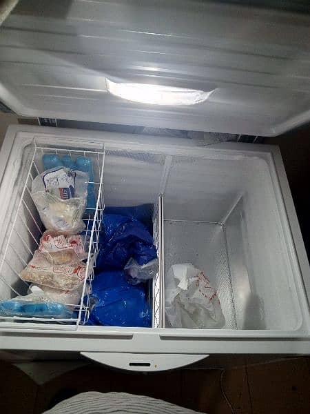 Dawlance deep freezer 2